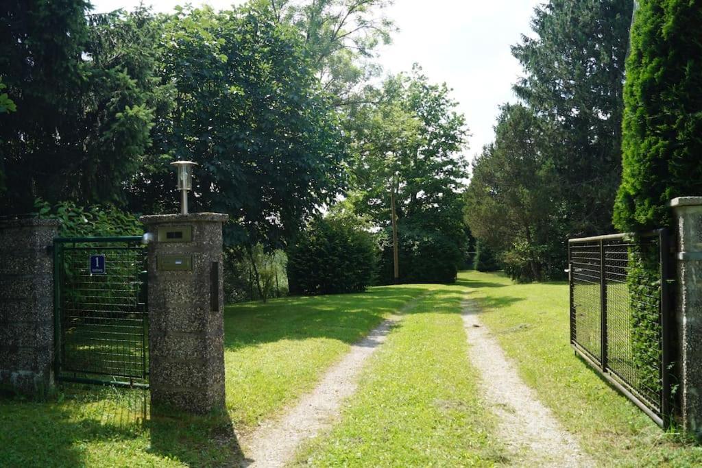 Idylisches Cottage Mit Reh Worthsee Exteriör bild